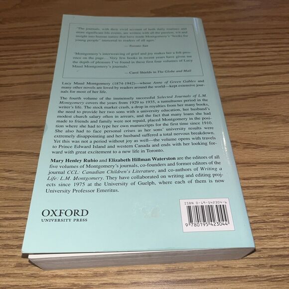 The Selected Journals of L.M. Montgomery, Volume IV: 1929-1935 by Mary Rubio - Picture 4 of 4